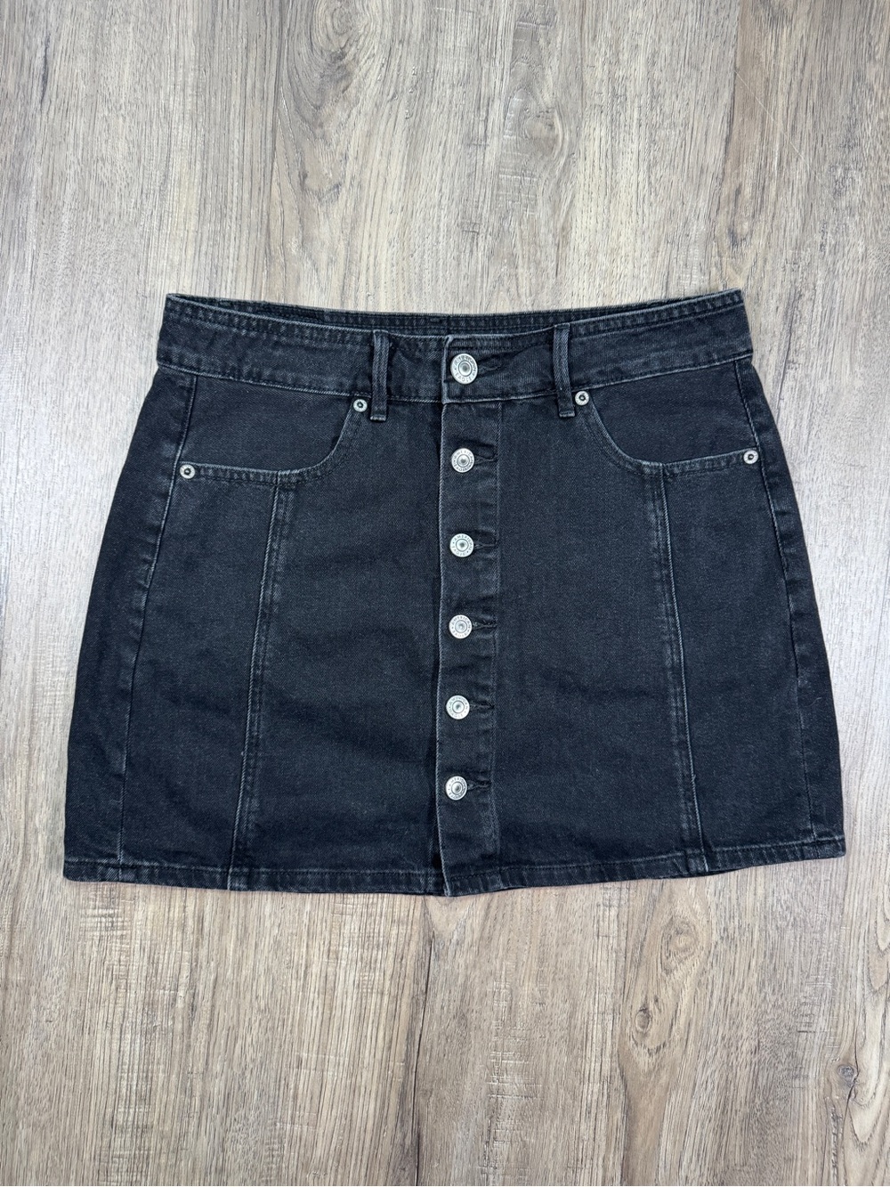 American Eagle Hi-Rise A-Line Black Denim Skirt Button Front Sz 8